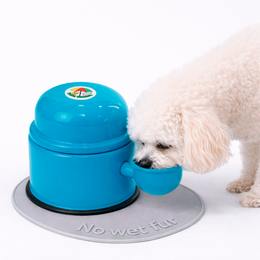 Vida Mansa Water Dispenser 23.7 oz / 700 ml - for Dogs and Cats (No Wet Fur) Light Blue