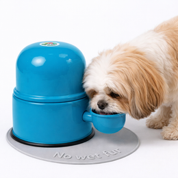 Vida Mansa Water Dispenser 47.3 oz / 1400 ml - for Dogs and Cats (No Wet Fur) Light Blue